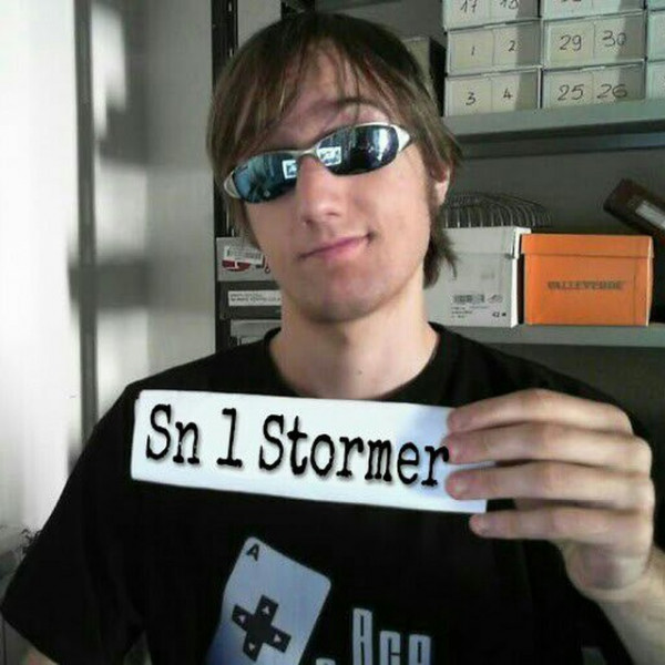 卐KennethCaselli卐