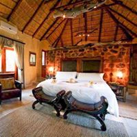 Zenzele River Lodge